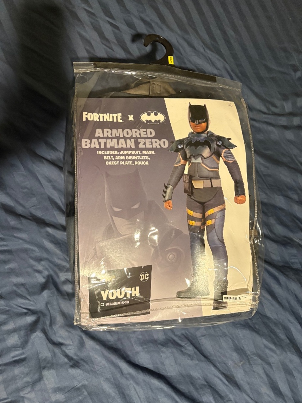 Brand new never worn, Boys size 8, Fortnite Armored Batman zero costume